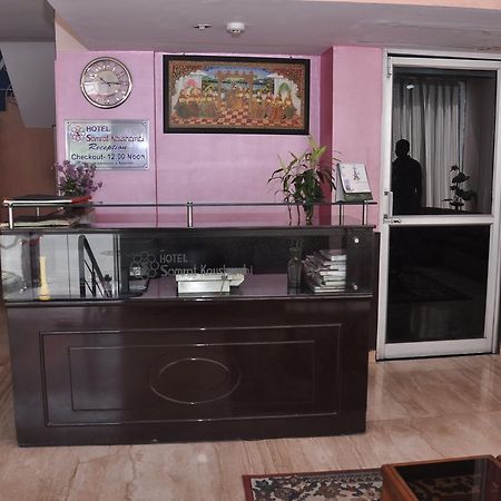 Hotel Samrat Kaushambi Ghaziabad Zewnętrze zdjęcie