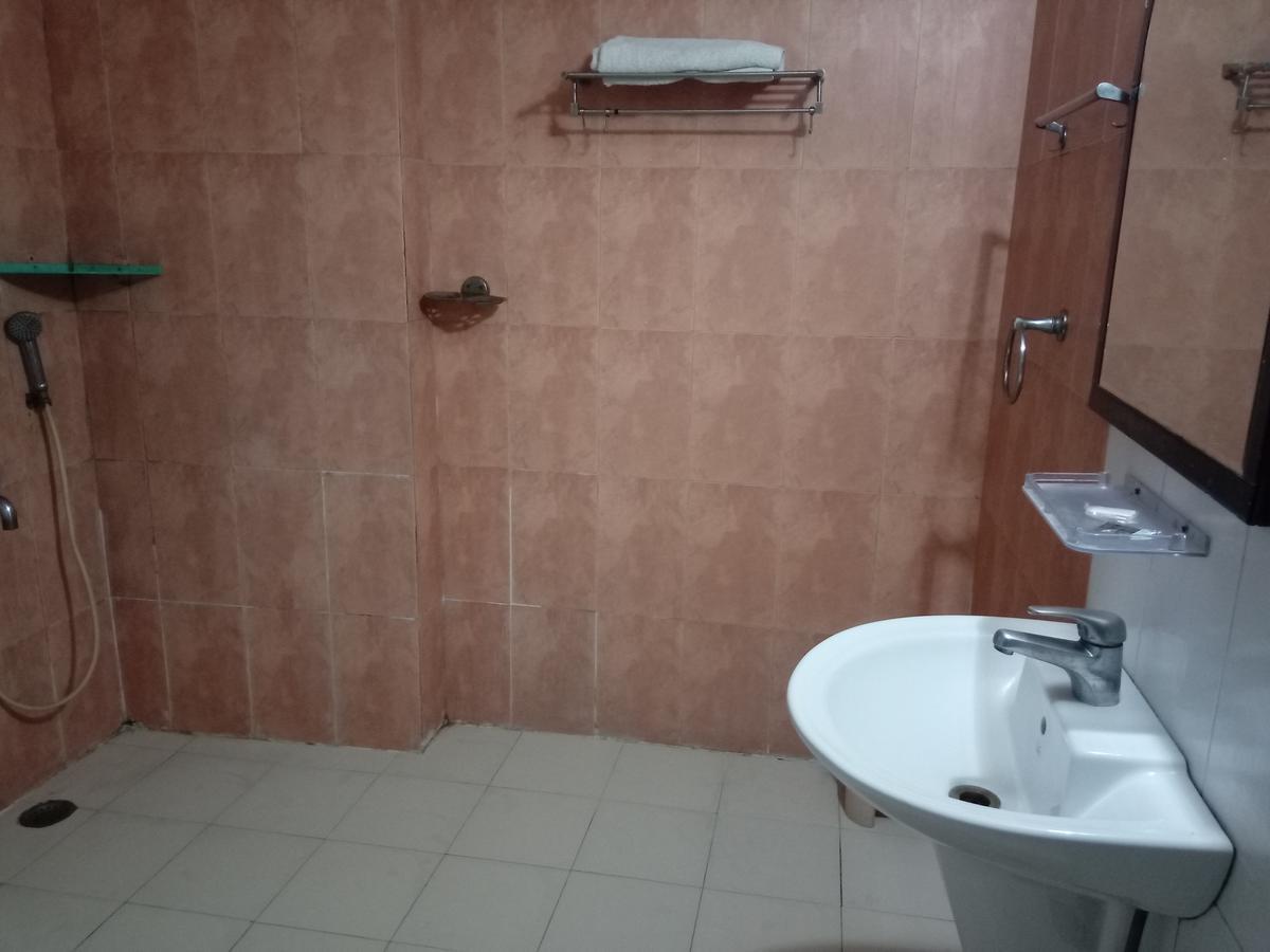 Hotel Samrat Kaushambi Ghaziabad Zewnętrze zdjęcie